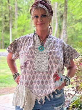 Jaded Gypsy - Boho Crochet-Trim Floral Print Women’s Top in Light Pink